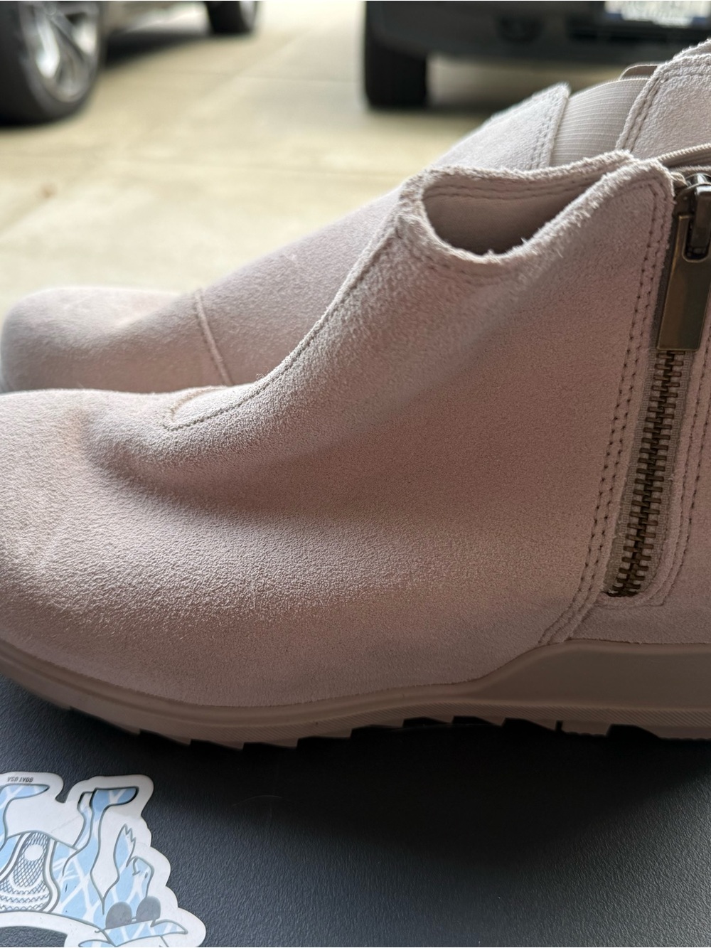 Sorel Women's Pale Pink Suede Zip Ankle Booties